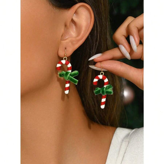 1 Pair Christmas Ball Shaped Fashion Santa Red Candy Funny Earrings, Snowflake Star Christmas Earrings Hooks Pendants, Suitable For Women Christmas Wear, Great Christmas Gift For Girlfriend/Mom