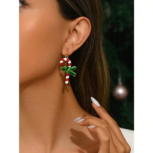 1 Pair Christmas Ball Shaped Fashion Santa Red Candy Funny Earrings, Snowflake Star Christmas Earrings Hooks Pendants, Suitable For Women Christmas Wear, Great Christmas Gift For Girlfriend/Mom